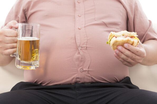 malbouffe, alcool et obésité comme causes du psoriasis des jambes